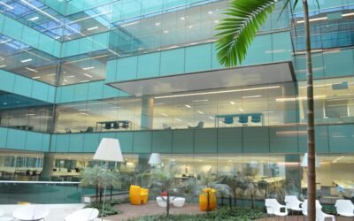 Commercial Real Estate in Gurgaon – Top 5 High-Growth Sectors